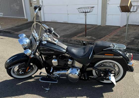 HARLEY-DAVIDSON SOFTAIL DELUXE HARLEY-DAVIDSON SOFTAIL DELUXE